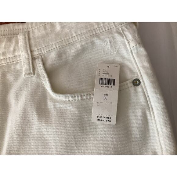 Pilcro Distressed Slim Boyfriend Crop Jeans 31 NWT White Denim Anthropologie - Picture 4 of 10